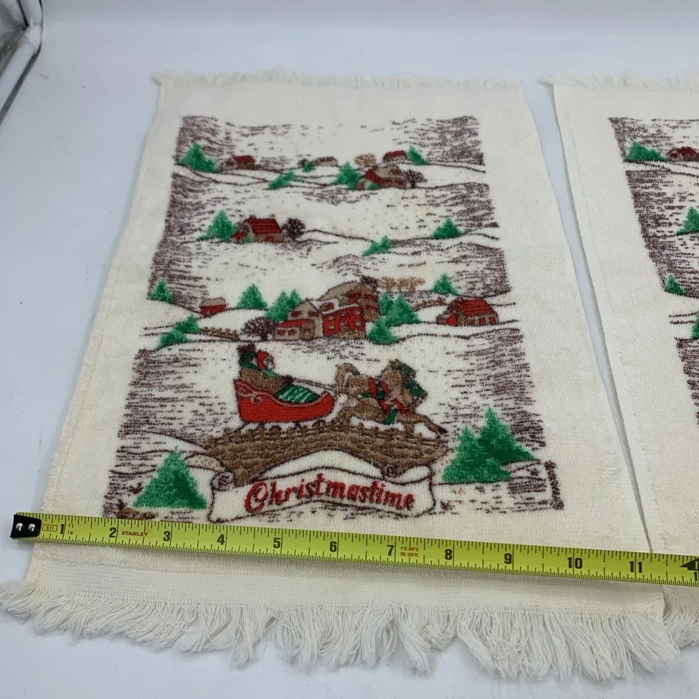 Vintage Christmastime Fingertip Hand Towels USA Sleigh Winter Christmas 70's 80s